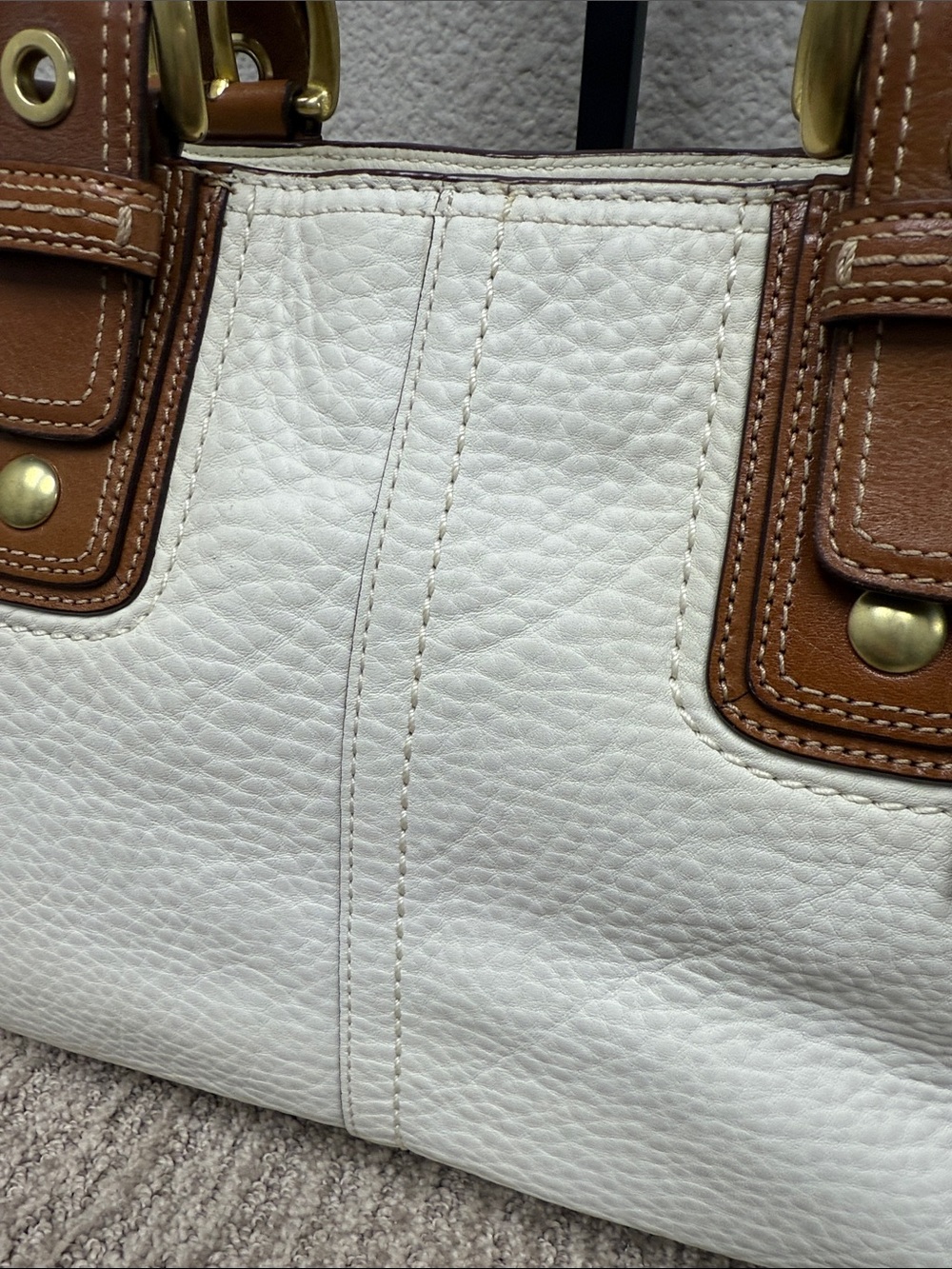 Coach SoHo Medium White Leather Shoulder Bag/Tote with Brown Trim - Picture 3 of 11
